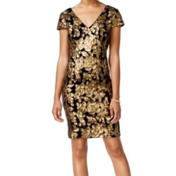 Adrianna Papell Dresses & Skirts - Velvet Sequined Dress